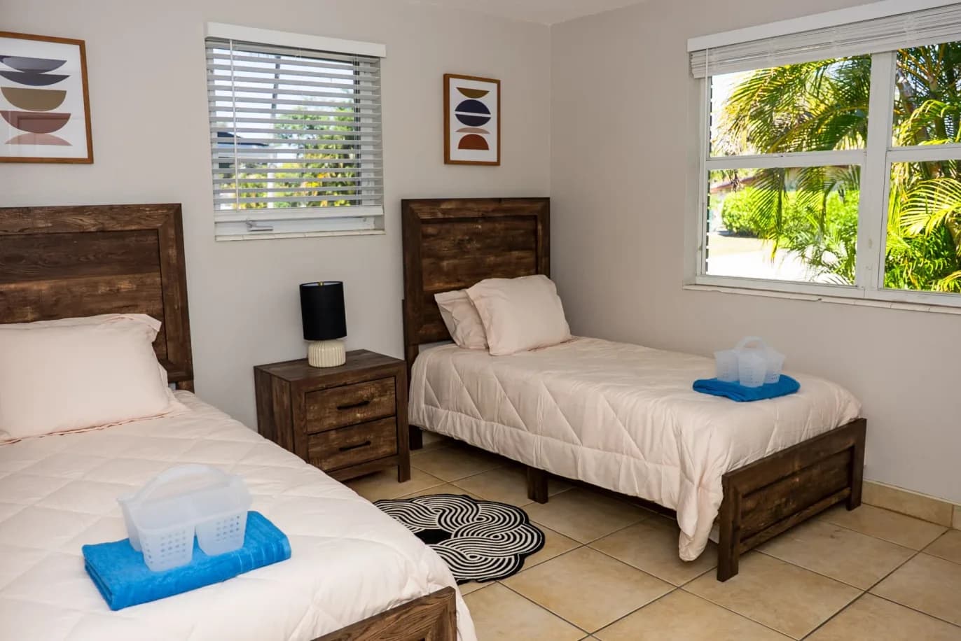 first-bedroom-inside-sober-living-environment-left-view-renaissance-recovery-florida.webp